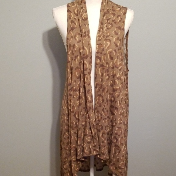 Plus - Animal Print Open Front Cardigan/Kimono - Picture 2 of 7